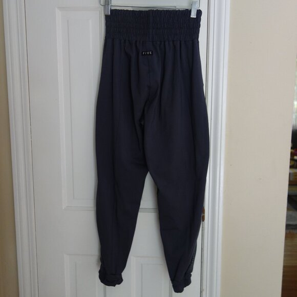 FIVE Dancewear High Rise Joggers / Pants – Charcoal Gray – Wmns Med - Picture 2 of 7